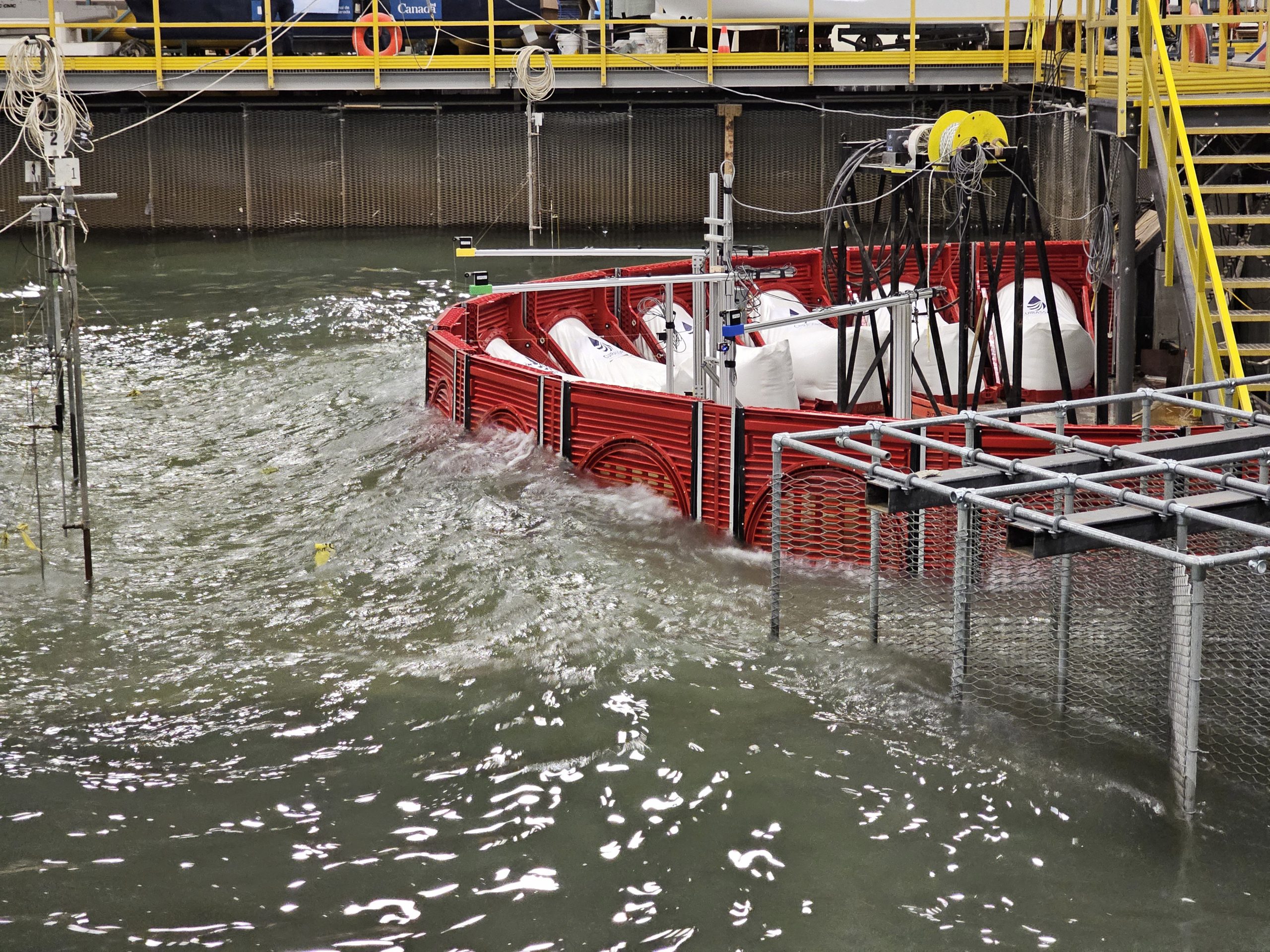 Tests physiques de performance de la barrière anti-inondation Cuirassier LpS8 au Canada